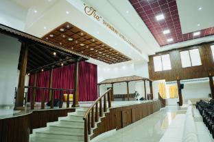 shambhavi hotel and convention centre