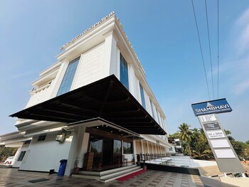 shambhavi hotel and convention centre