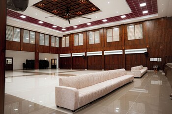 shambhavi hotel and convention centre