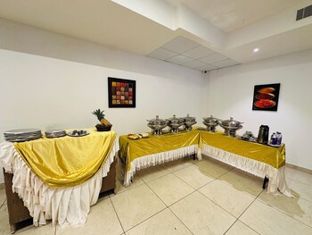 shambhavi hotel and convention centre