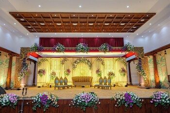 shambhavi hotel and convention centre