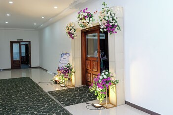 shambhavi hotel and convention centre