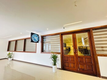 shambhavi hotel and convention centre