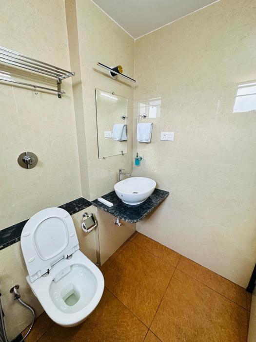 shambhavi hotel and convention centre