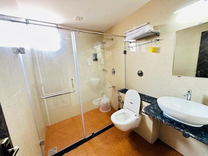 shambhavi hotel and convention centre