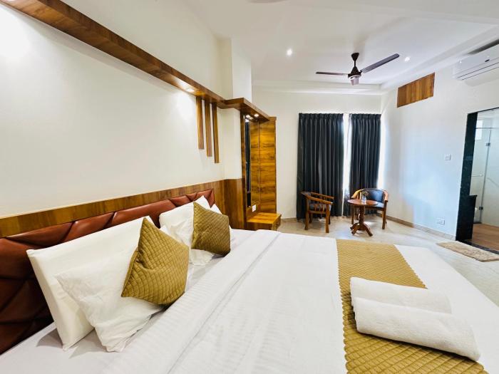 shambhavi hotel and convention centre