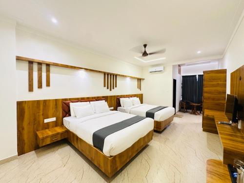 shambhavi hotel and convention centre