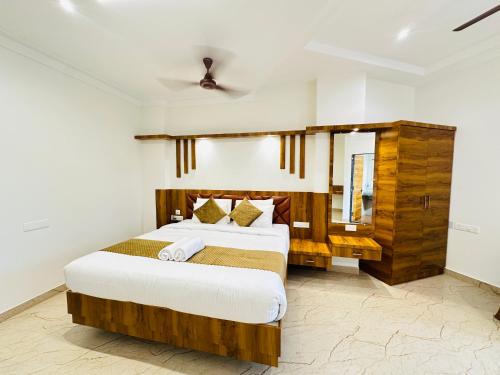 shambhavi hotel and convention centre