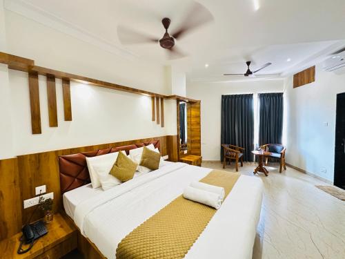 shambhavi hotel and convention centre