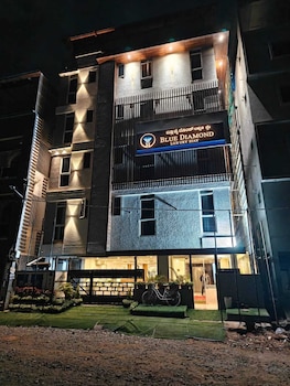 blue diamond luxury stay