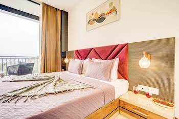 alaya stays serene woods hotel near mall road