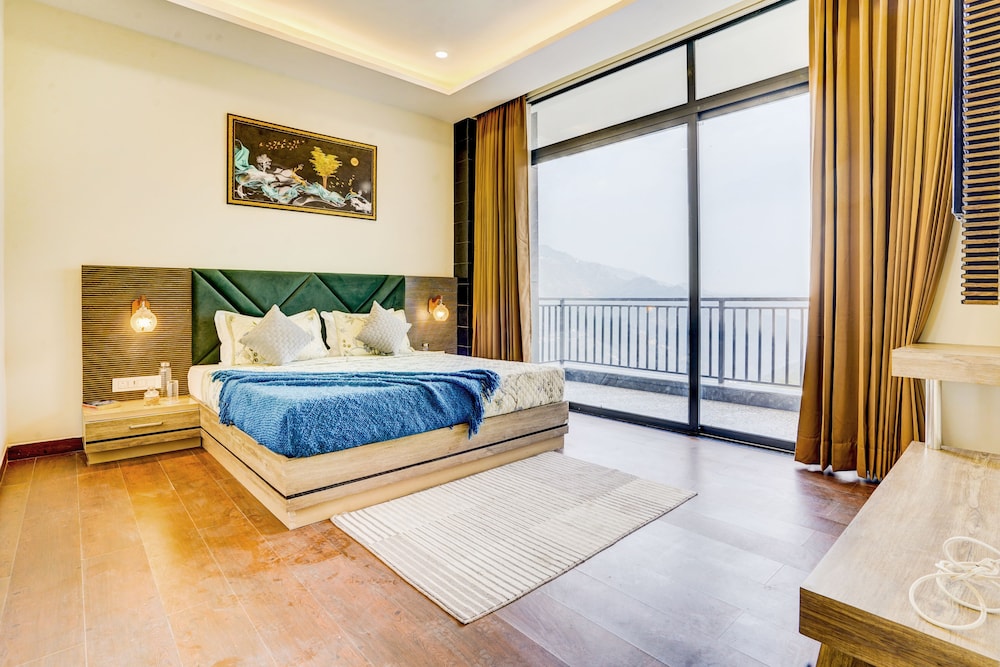 alaya stays serene woods hotel near mall road