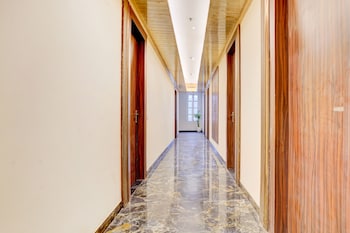 Alaya Stays Serene Woods Hotel Near Mall Road,,3 star