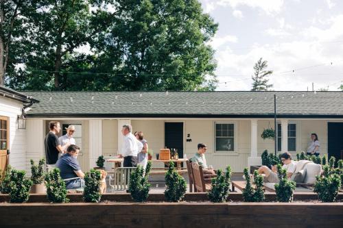 rochambeau roadside inn