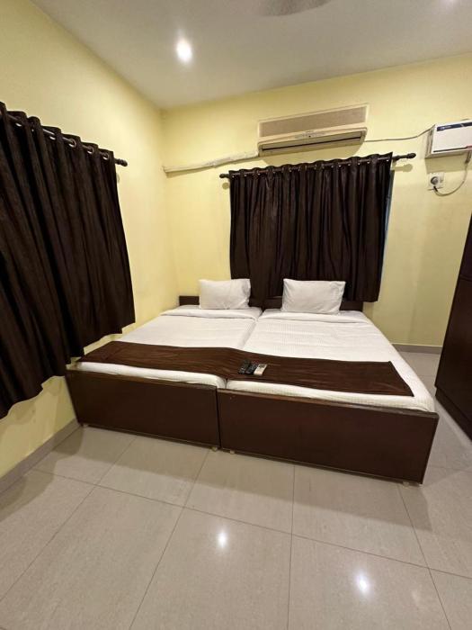 five stones vadapalani