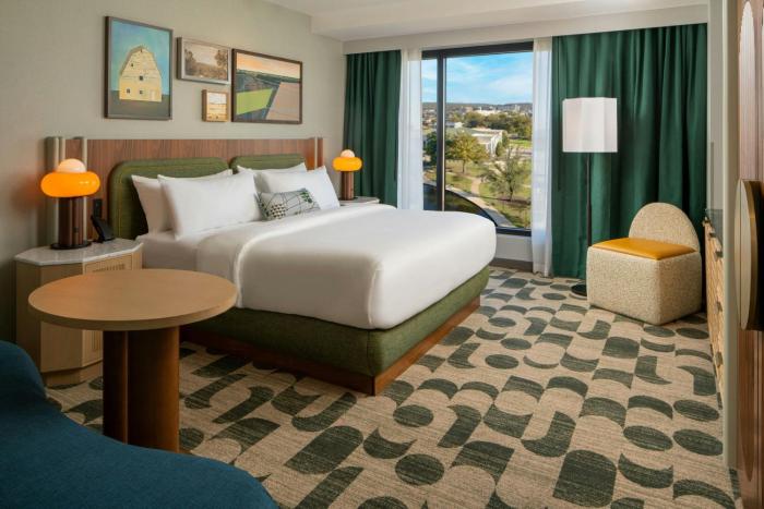 trilogy hotel huntsville autograph collection