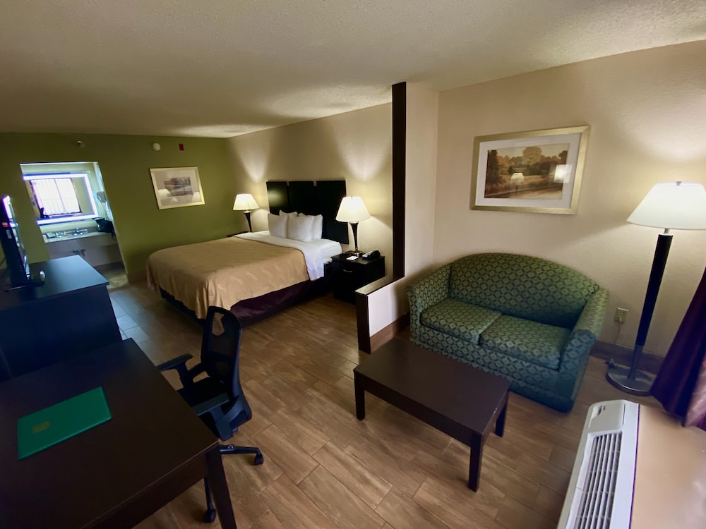 quality inn and suites orlando airport