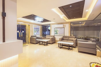 Treebo Ss Residency Governorpet,,2 star