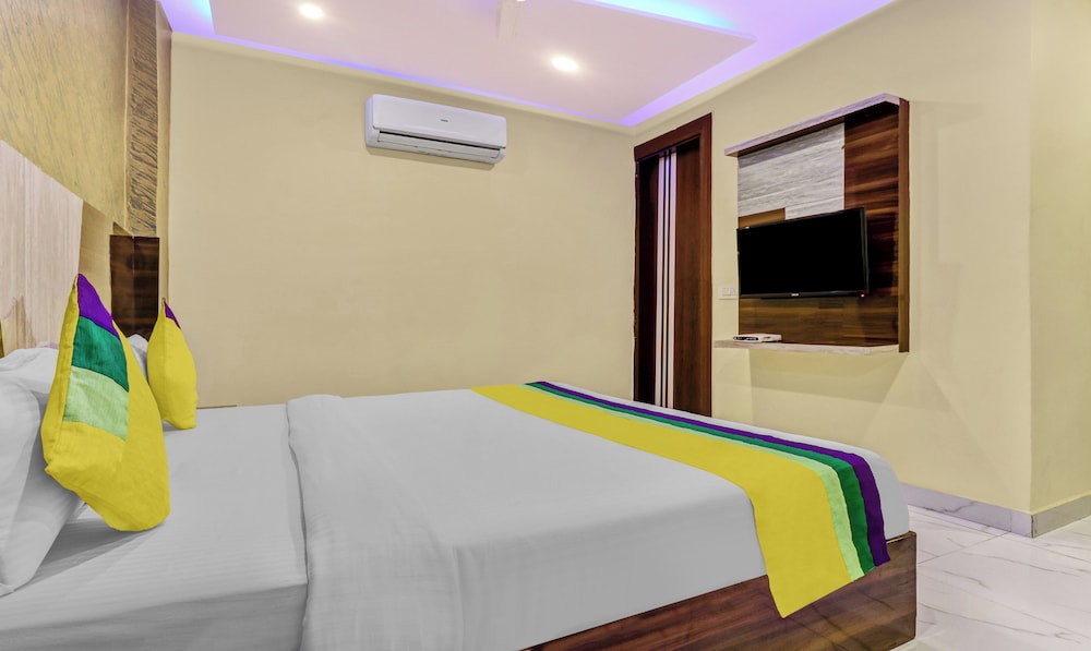 hotel royal residency near isbt max hospital mohali chandigarh