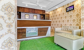 hotel royal residency near isbt max hospital mohali chandigarh