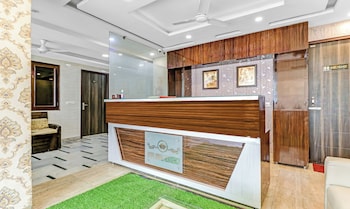 hotel royal residency near isbt max hospital mohali chandigarh