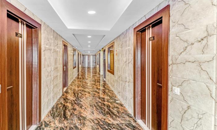 hotel royal residency near isbt max hospital mohali chandigarh