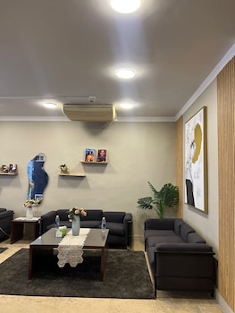 Houres Hotel,26 July,3 star