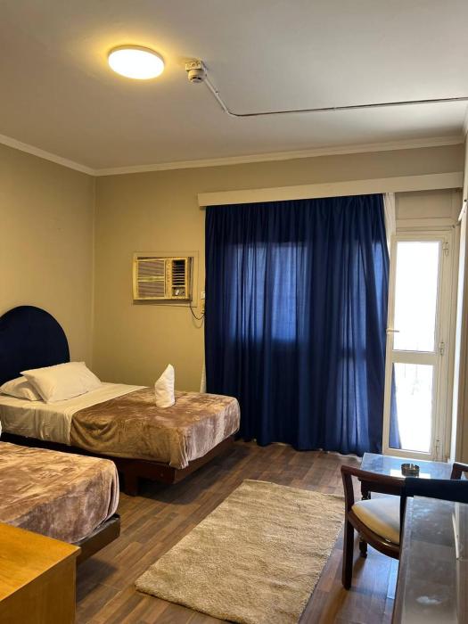 houres hotel