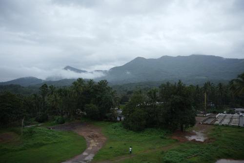 Denz Paradise,,3 star