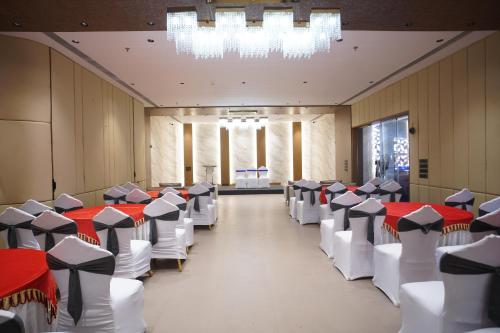 Hotel Vijay Vilas,,3 star