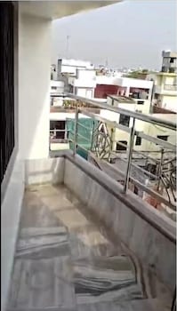 kashi vas super rooms