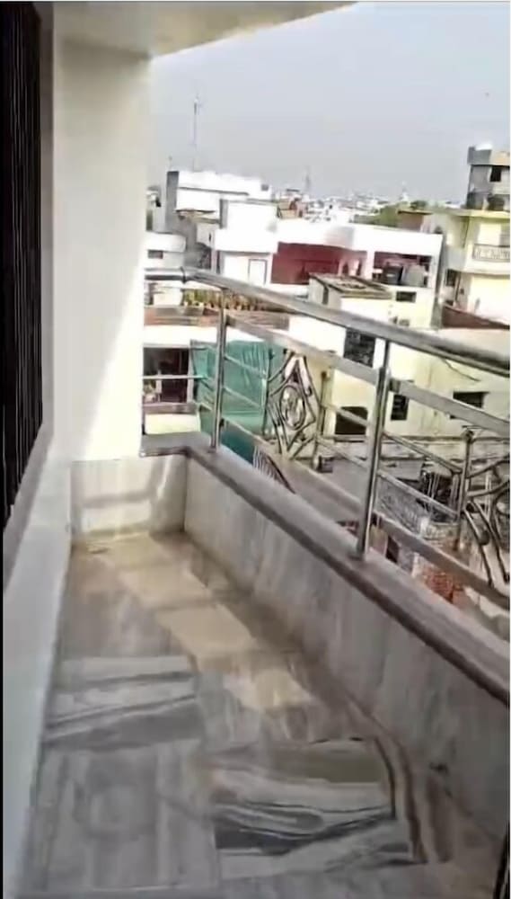 kashi vas super rooms