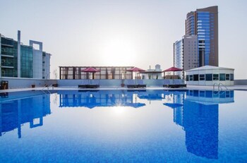 Dancenter Luxe Formerly Concorde Hotel,,0 star