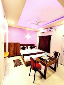 hotel blueee sagar near golden sea beach