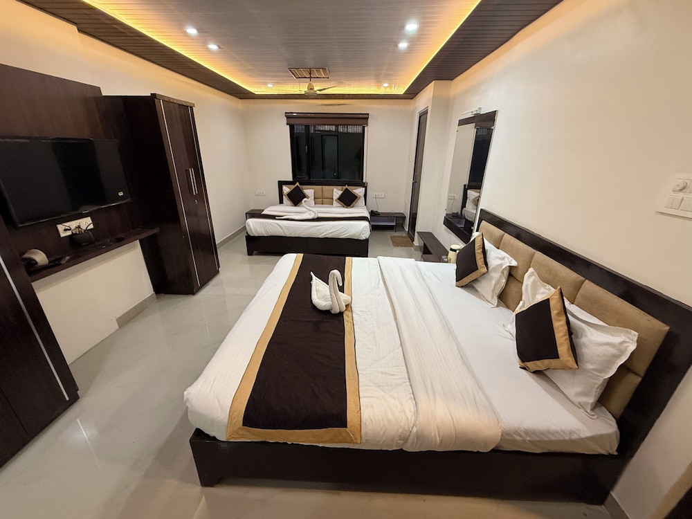 hotel bk international