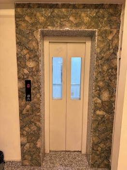 hotel bk international