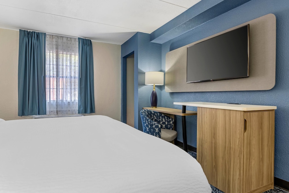 sleep inn and suites