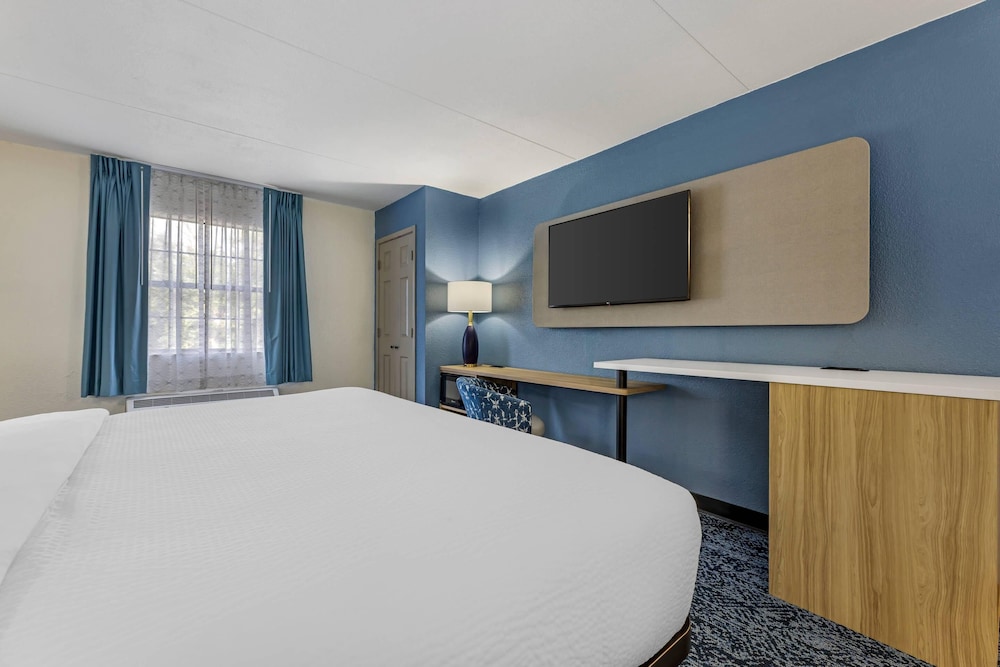 sleep inn and suites