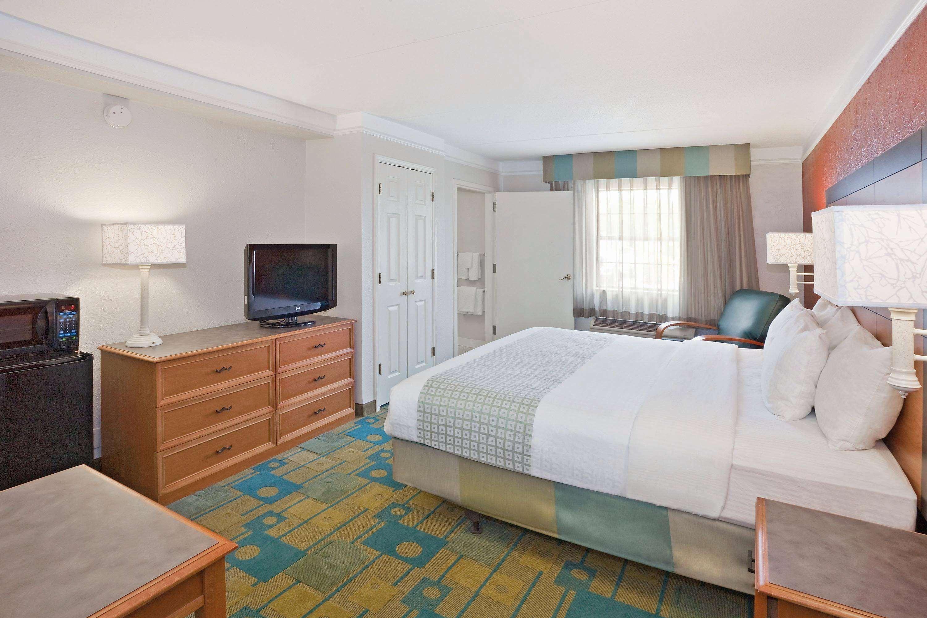 sleep inn and suites