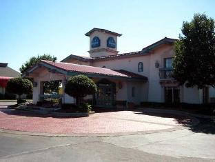 sleep inn and suites
