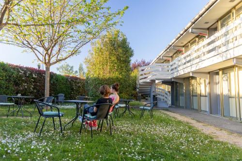 hotel cap sud avignon reouverture ex kyriad hotel