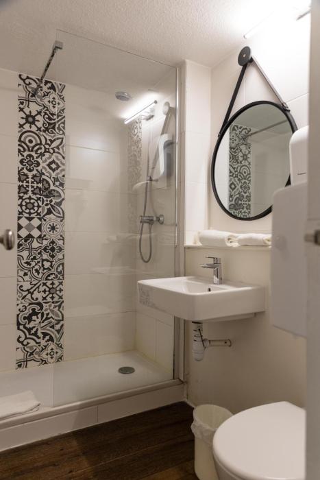 hotel cap sud avignon reouverture ex kyriad hotel