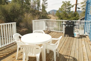 cozy bear cottage