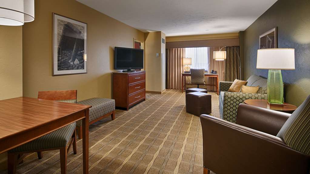 oshkosh waterfront hotel