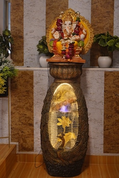 hotel raj kamal and garden