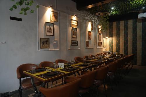 hotel raj kamal and garden