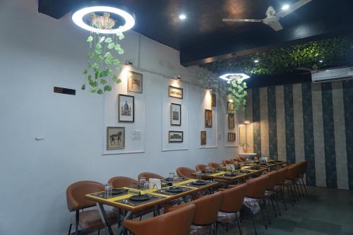 hotel raj kamal and garden