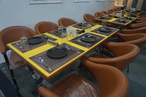 hotel raj kamal and garden