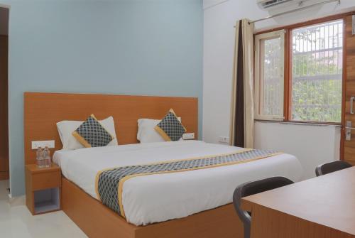 Kanhaiya Residency,,3 star
