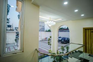 aryavarta hotel